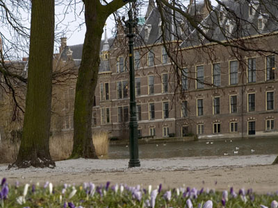 Binnenhof in voorjaar.