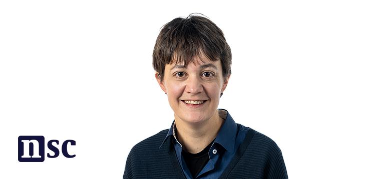 Portretfoto Agnes Jospeh met partijlogo NSC