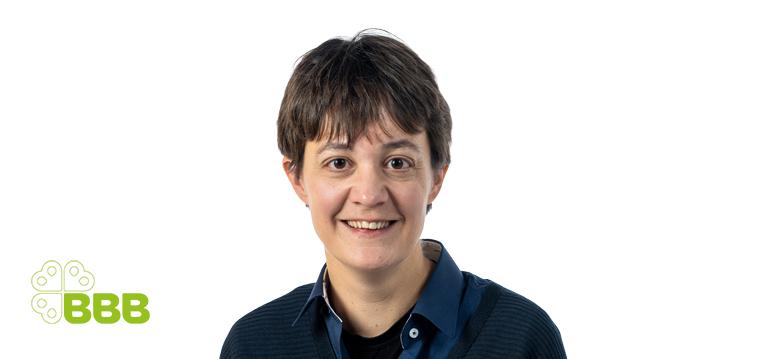 Portretfoto Agnes Joseph met partijlogo BBB.