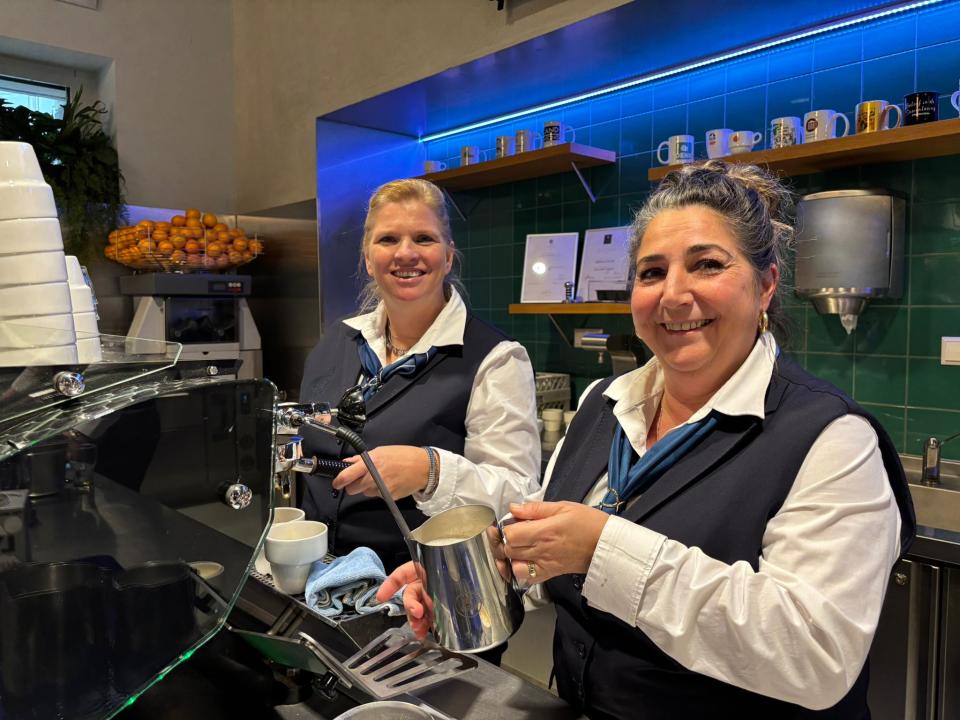 Debbie Ketel-Schomaker en Raffaella van Vliet-Selis