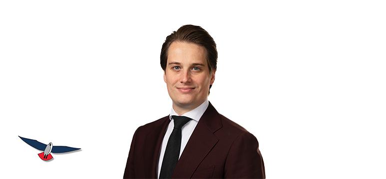 Portretfoto Hidde Heutink met partijlogo PVV