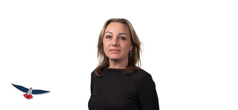 Portretfoto Vondeling met partijlogo PVV. 