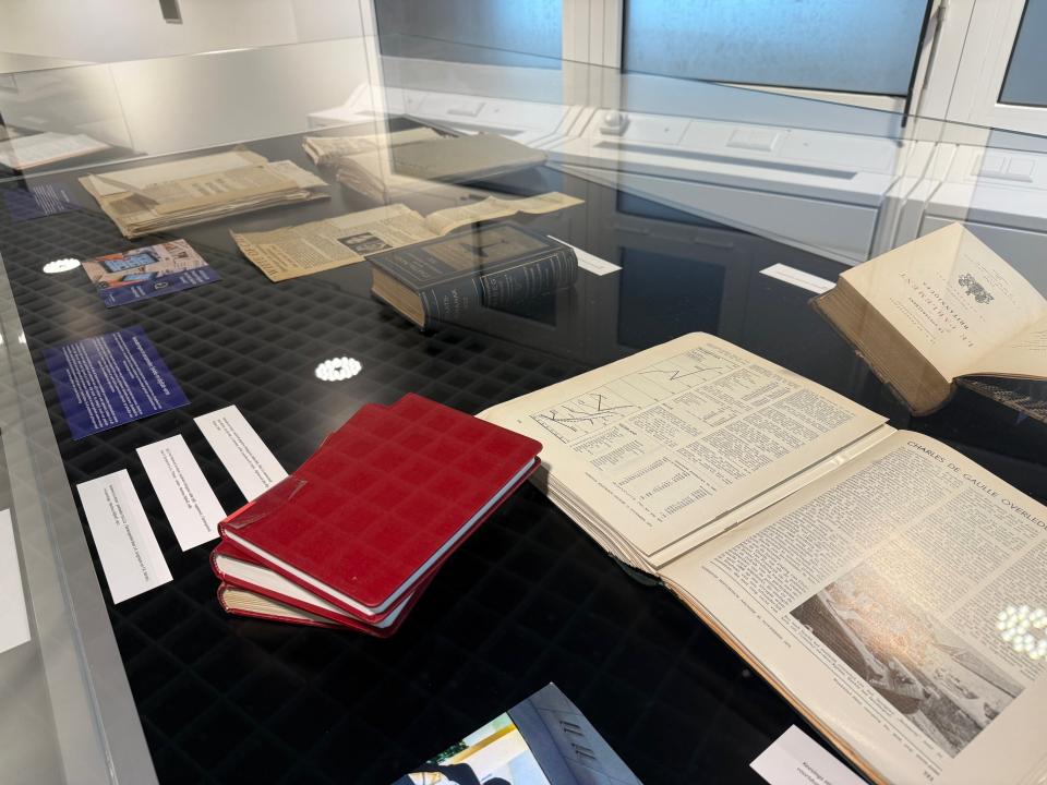 Tentoonstelling hoe helpt de bibliotheek Kamerleden sinds 1816 tot op heden? 