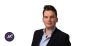 Portretfoto Simon Ceulemans met partijlogo JA21