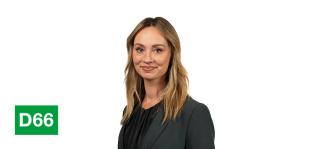 Portretfoto Ilana Rooderkerk met partijlogo D66